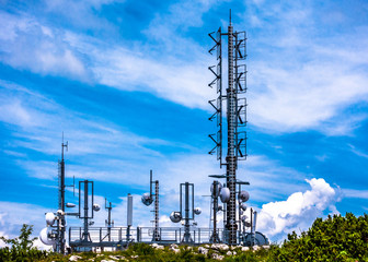mobile phone transmitter antenna
