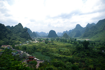Fototapeta na wymiar paysage vietnamien