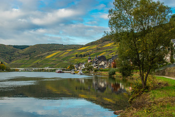 Fototapeta premium Zell an der Mosel