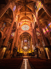Fototapeta na wymiar interior of the cathedral of Palma de Mallorca