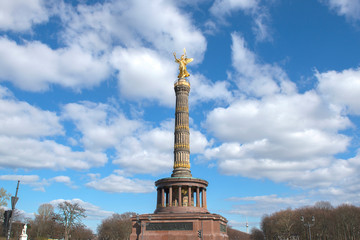 Fototapeta na wymiar Victory column of Berlin, Germany