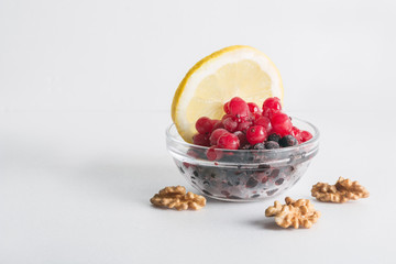 Currants, blueberries and nuts for a healthy snack