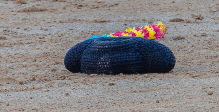 montera sobre la arena