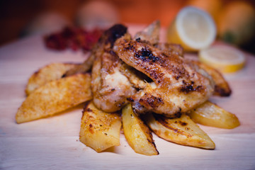 pollo con patate a forno