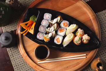 sushi boat travel take out