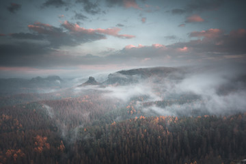 Sächsische Schweiz im Nebel Nr4