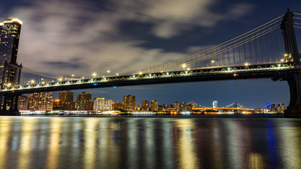 Manhattan bridge at night