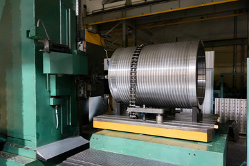 Making a drum for a crane mechanism on a CNC milling machine.