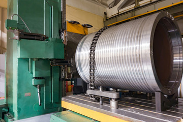 Making a drum for a crane mechanism on a CNC milling machine.
