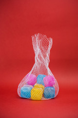 Multi-colored ice cubes for cooling drinks