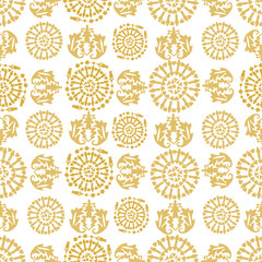 Hand drawn Ramadan Kareem gold symbols seamless pattern. Traditional lantern of Ramadan greeting card background