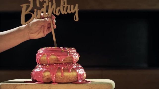 Feliz cumplea&ntilde;os pastel dona