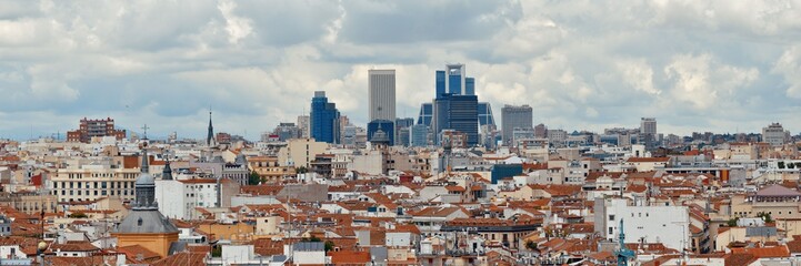 Fototapeta na wymiar Madrid rooftop view