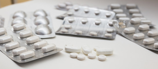 medical pills for treating diseases