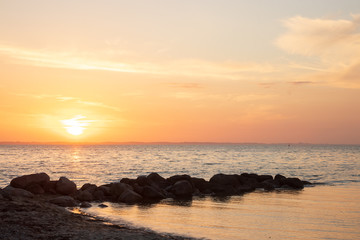 Obraz premium schöner Sonnenuntergang am Meer