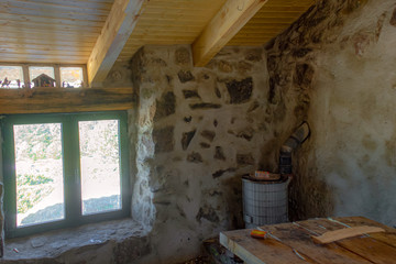 Obraz premium interior of a mountaineers refuge near the peñalara peak,