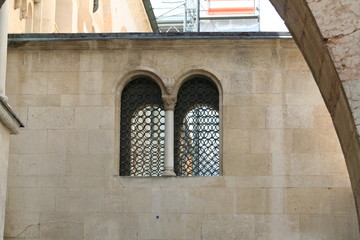 Fototapeta na wymiar Modena, Emilia Romagna, Italy: window of the duomo