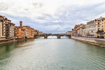 Naklejka premium Belvedere Ponte vecchio Arno Firenze