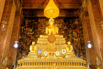 Statue Buddha in Wat Pho - Bangkok Thailand