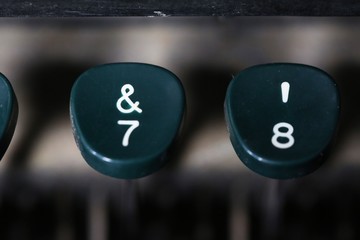 Vintage typewriter number 7 and 8 with ampersand and apostrophe 