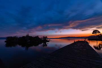 Fototapeta na wymiar Lake Rotorua at the sunrise