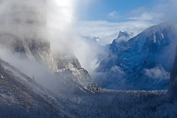 Winter Snow in Yosemite National Park