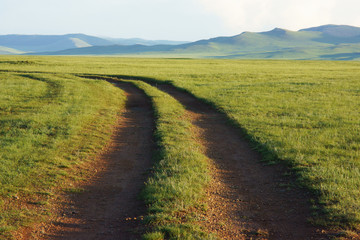 몽골초원과 길