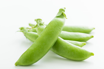 春野菜のスナップエンドウのイメージ写真