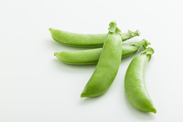春野菜のスナップエンドウのイメージ写真