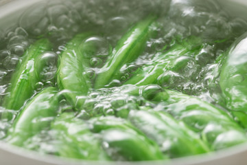 春野菜のスナップエンドウのイメージ写真