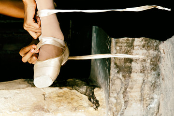ballet shoes, havana-cuba © livcool