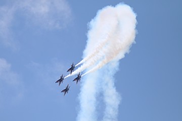 アクロバット　飛行機