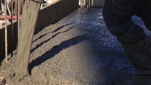 toupie de b&eacute;ton pour coulage d'une chape