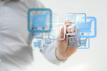 Shopping cart as part of the network in hand . The concept of Innovation in e-Commerce.