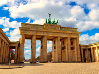 Beautiful view of the Brandenburg Gate, Berlin © Mummert-und-Ibold