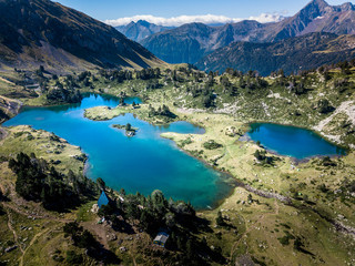 Fototapeta na wymiar Photo aérienne drone lac bastan pyrenées