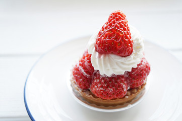 いちごタルト