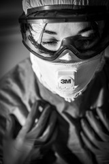 Personal sanitario se protege en la epidemia de covid19