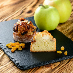 apple and raisin cupcake