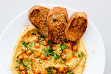 Chickpea hummus, made with croutons