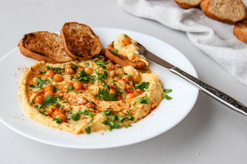 Chickpea hummus, made with croutons