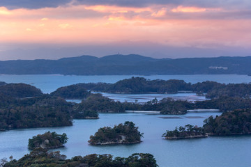 Fototapeta premium 日本三景・松島、大高森展望台からの夕景