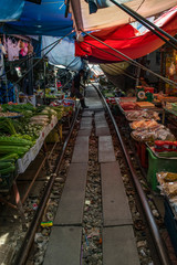 Fototapeta na wymiar Maeklong Railway Market thailand