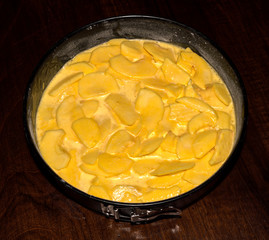 Homemade apple pie preparation 5