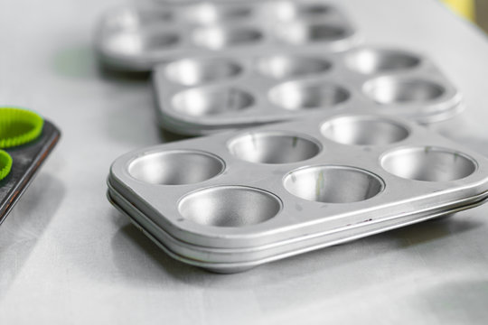 Cupcake baking dish. Professional cooking tools a