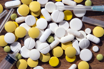 Pharmaceutical tablet medicine, medical types of tablets and capsules, various types of drugs, respiratory masks, photo for advertising and text