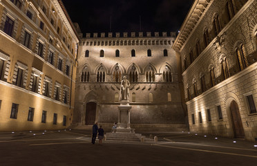 Fototapeta premium The Monument of sallustio bandini on siena