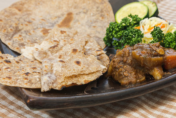 カレーとチャパティ