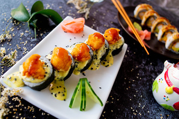 Classic sushi with topping (rice)