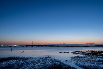 Obraz premium Sunrise on Sydney's Botany Bay